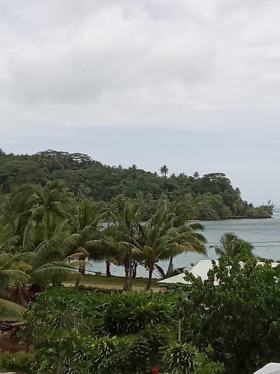 Ravehei Smile Relais 3 Huahine Hostel Haapu Exterior photo